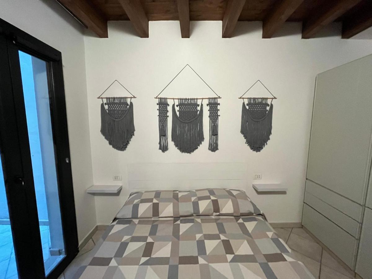 La Casa Gialla Cagliari Exterior photo